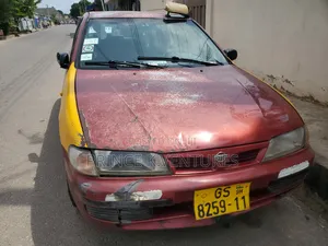 Nissan Almera 1.5 dCi visia 2006 Red