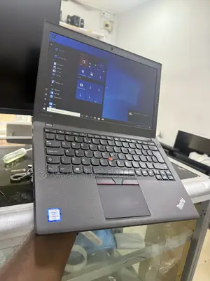 Laptop Lenovo ThinkPad X260 8GB Intel Core i5 SSD 256GB