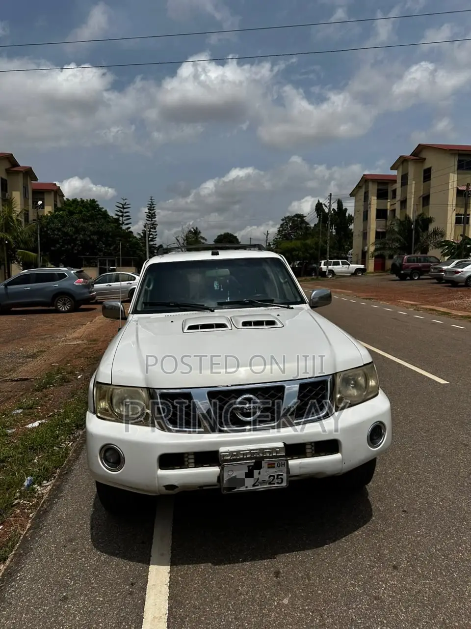 Nissan Patrol 2012 White