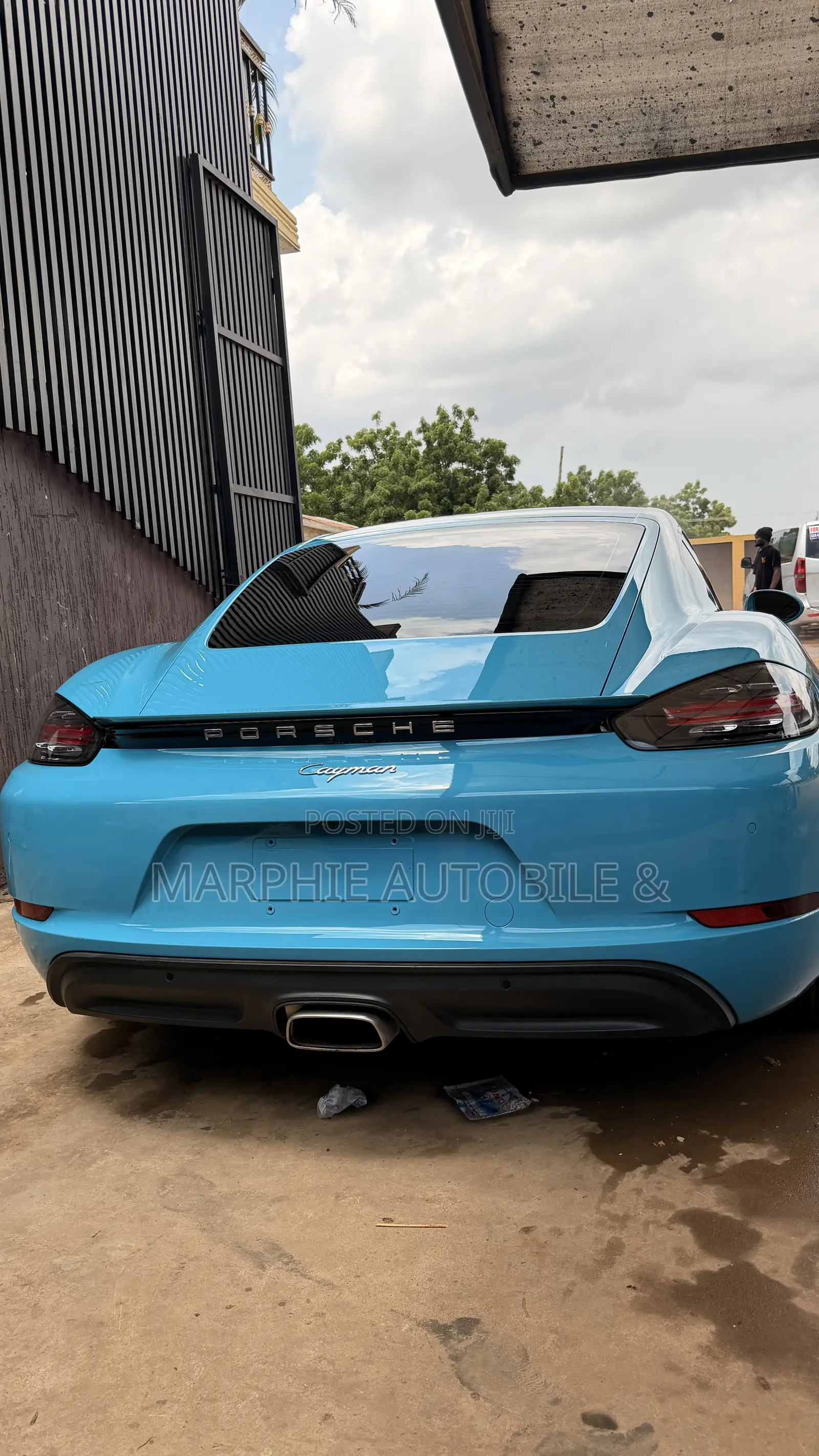 Porsche Cayman 2018 Blue
