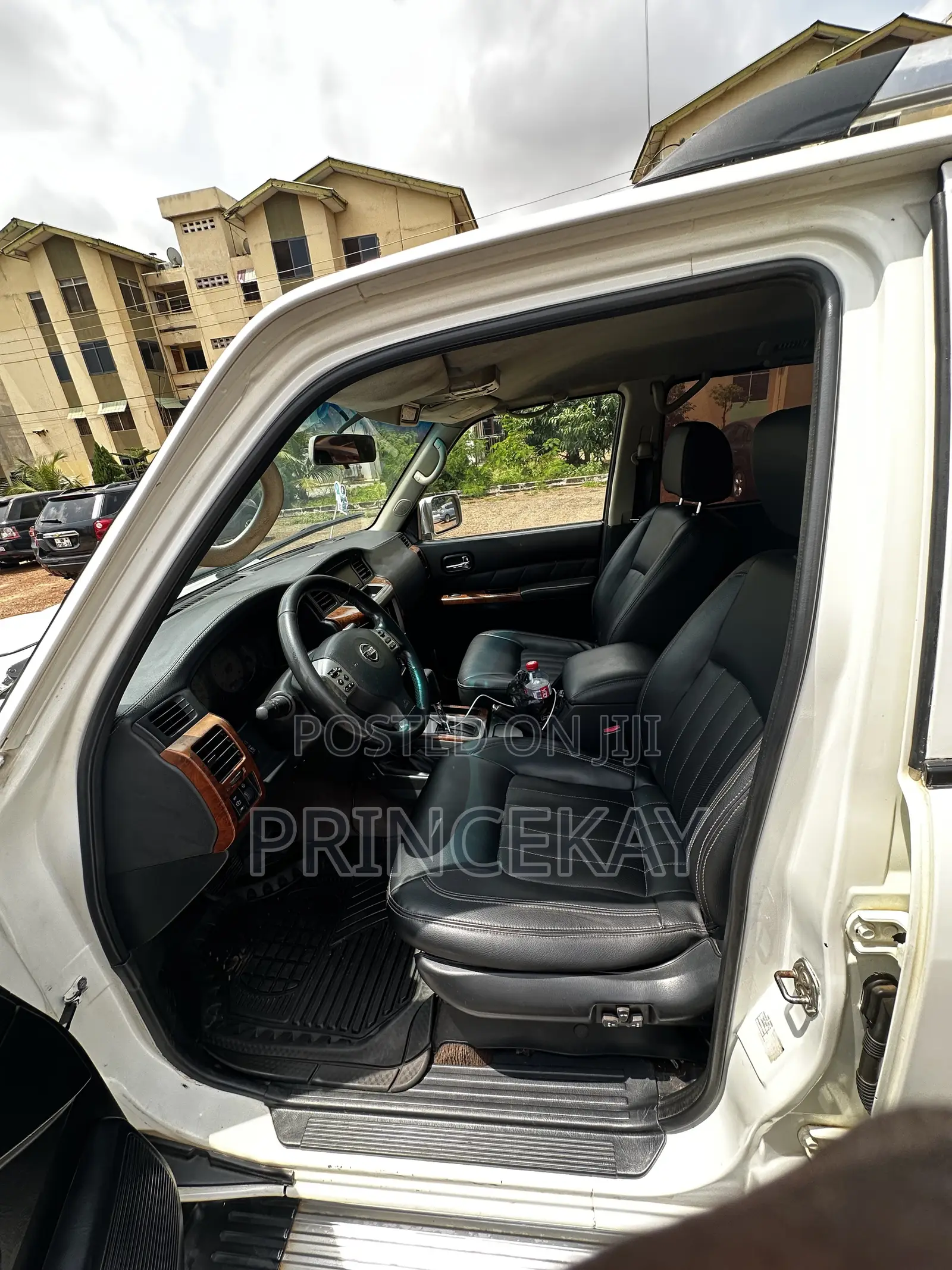 Nissan Patrol 2012 White