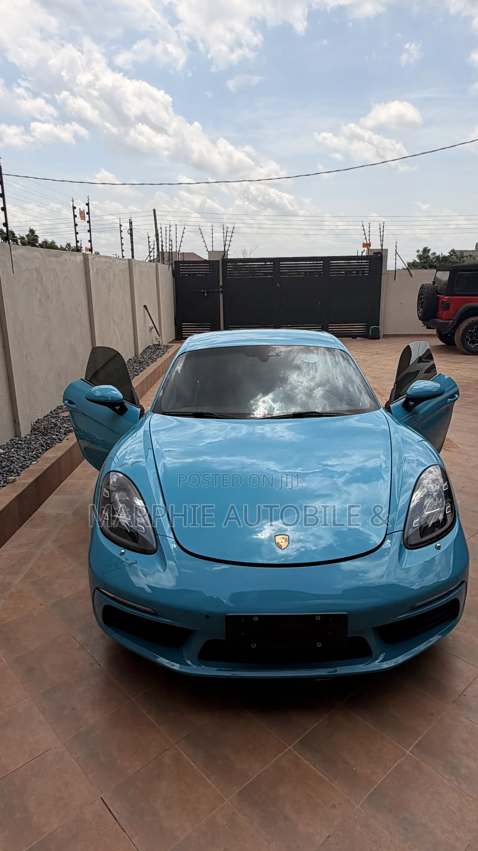 Porsche Cayman 2018 Blue