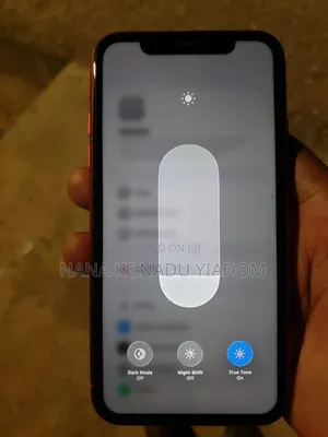 Apple iPhone 11 64 GB Red