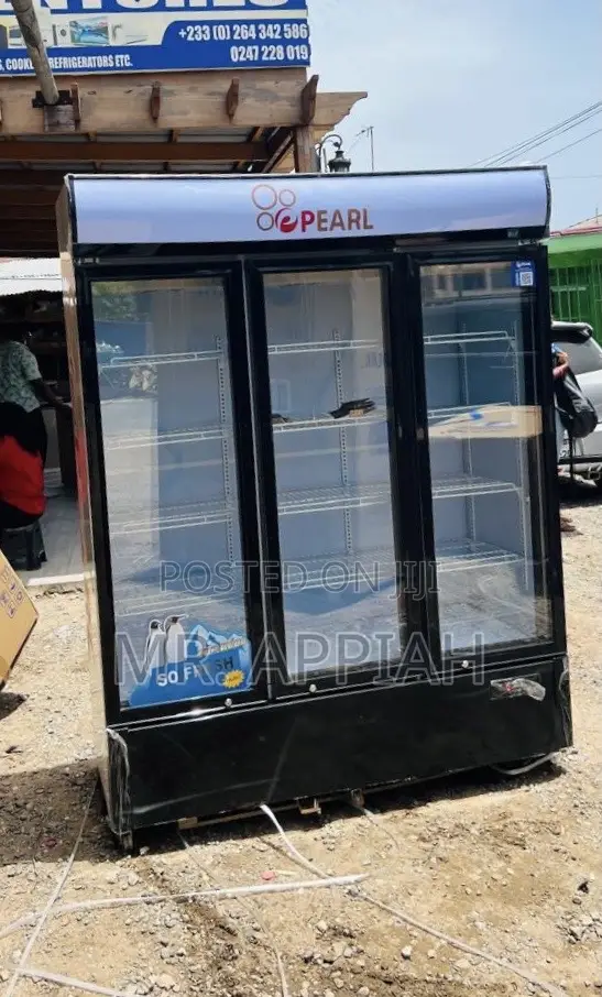 Check Out Pearl PVC-1540-28ab 3 Door Beverage Cooler(Glass Door)