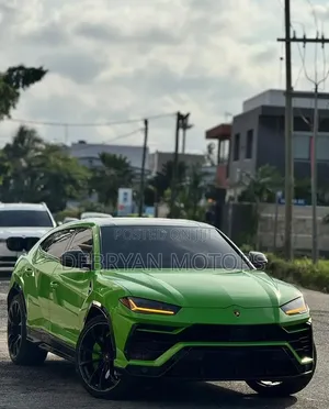 Lamborghini Urus Pearl Capsule 2021 Green