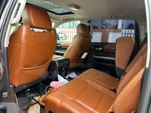 Toyota Tundra 2021 Black