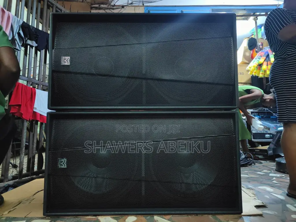 Line Arrays /M_audio Subwoofer