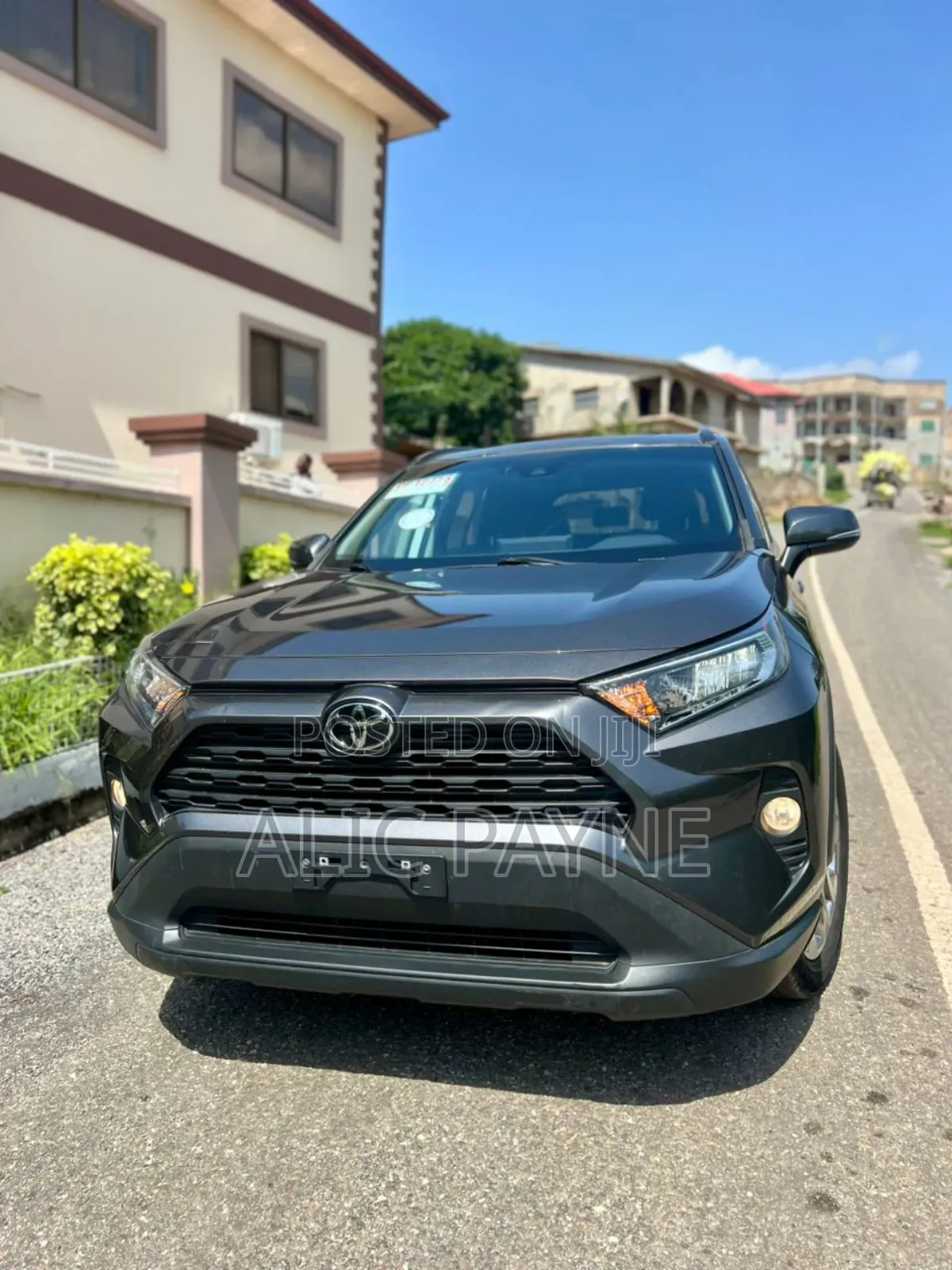 Toyota RAV4 XLE Premium 2022 Gray
