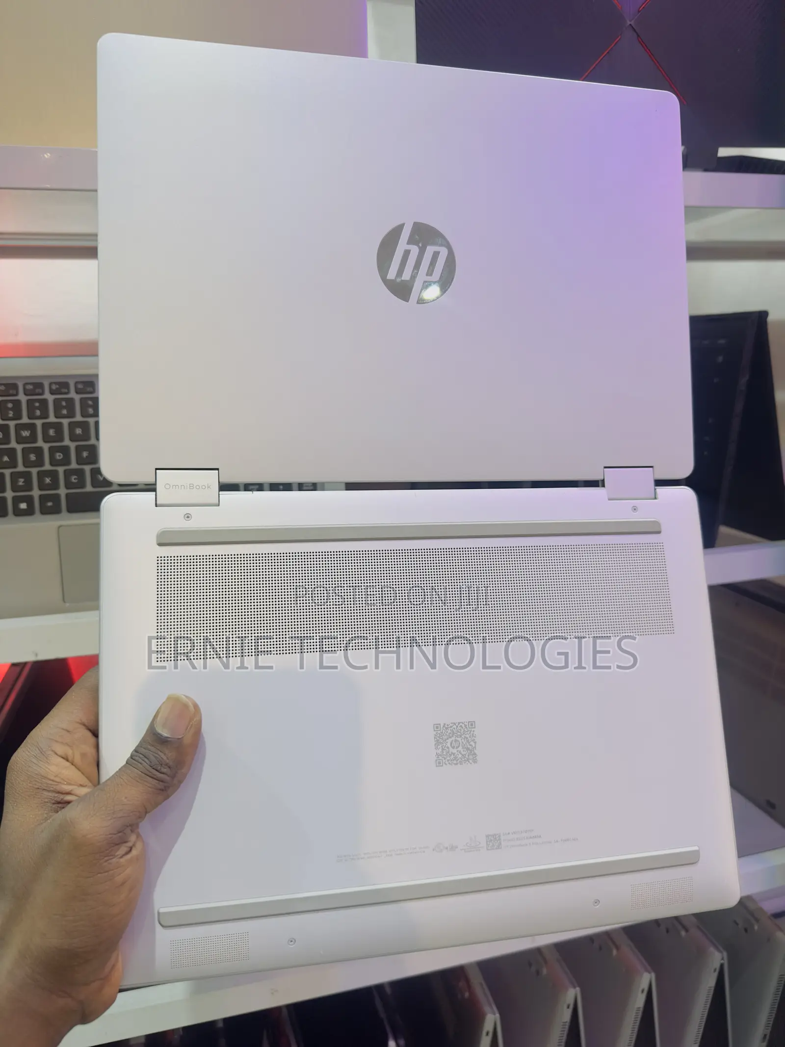 Laptop HP OmniBook 5 Flip 8GB Intel Core 5 SSD 512GB