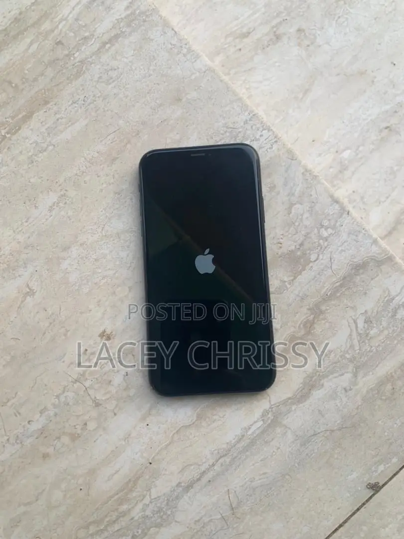 Apple iPhone XR 128 GB Black