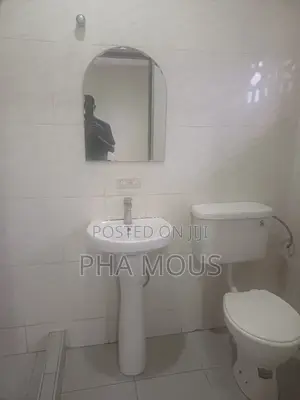 2bdrm Apartment in Achimota for rent