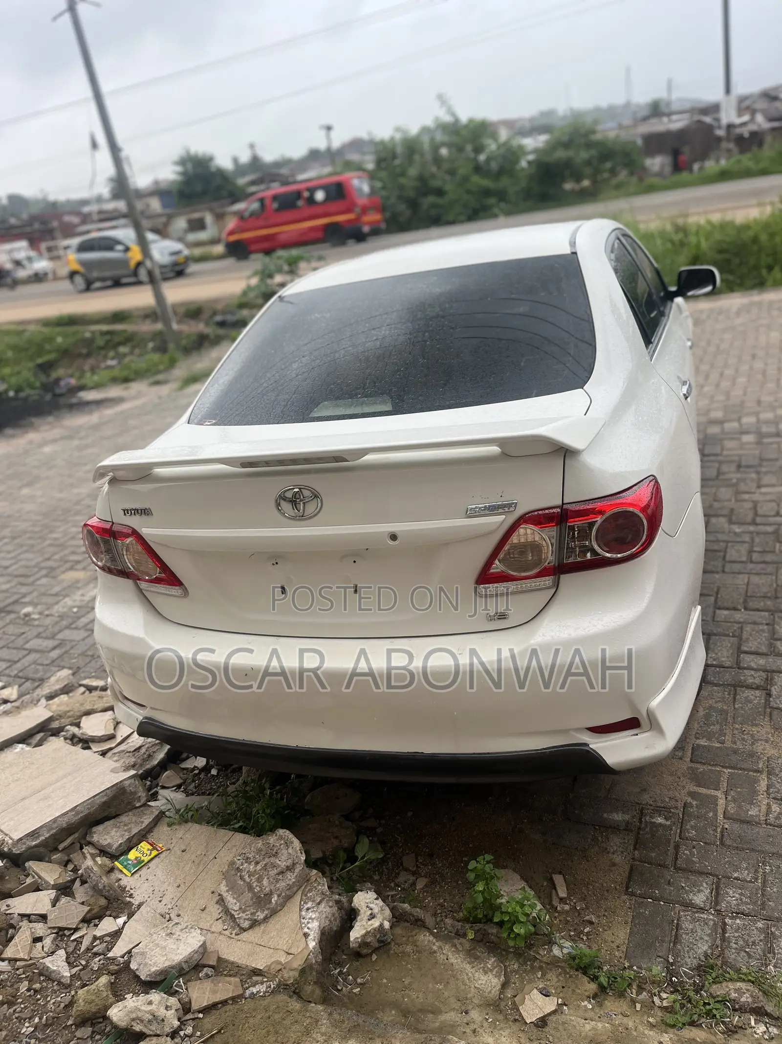 Toyota Corolla S Special Edition 4dr Sedan (1.8L 4cyl 4A) 2013 White