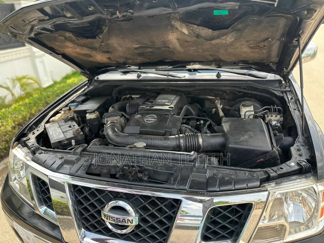 Nissan Frontier 2011 Black