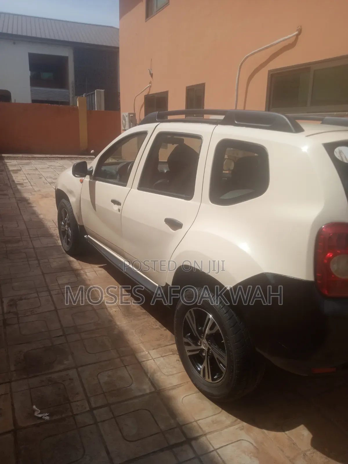 Renault Duster 2010 Off white