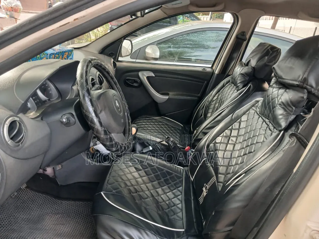 Renault Duster 2010 Off white
