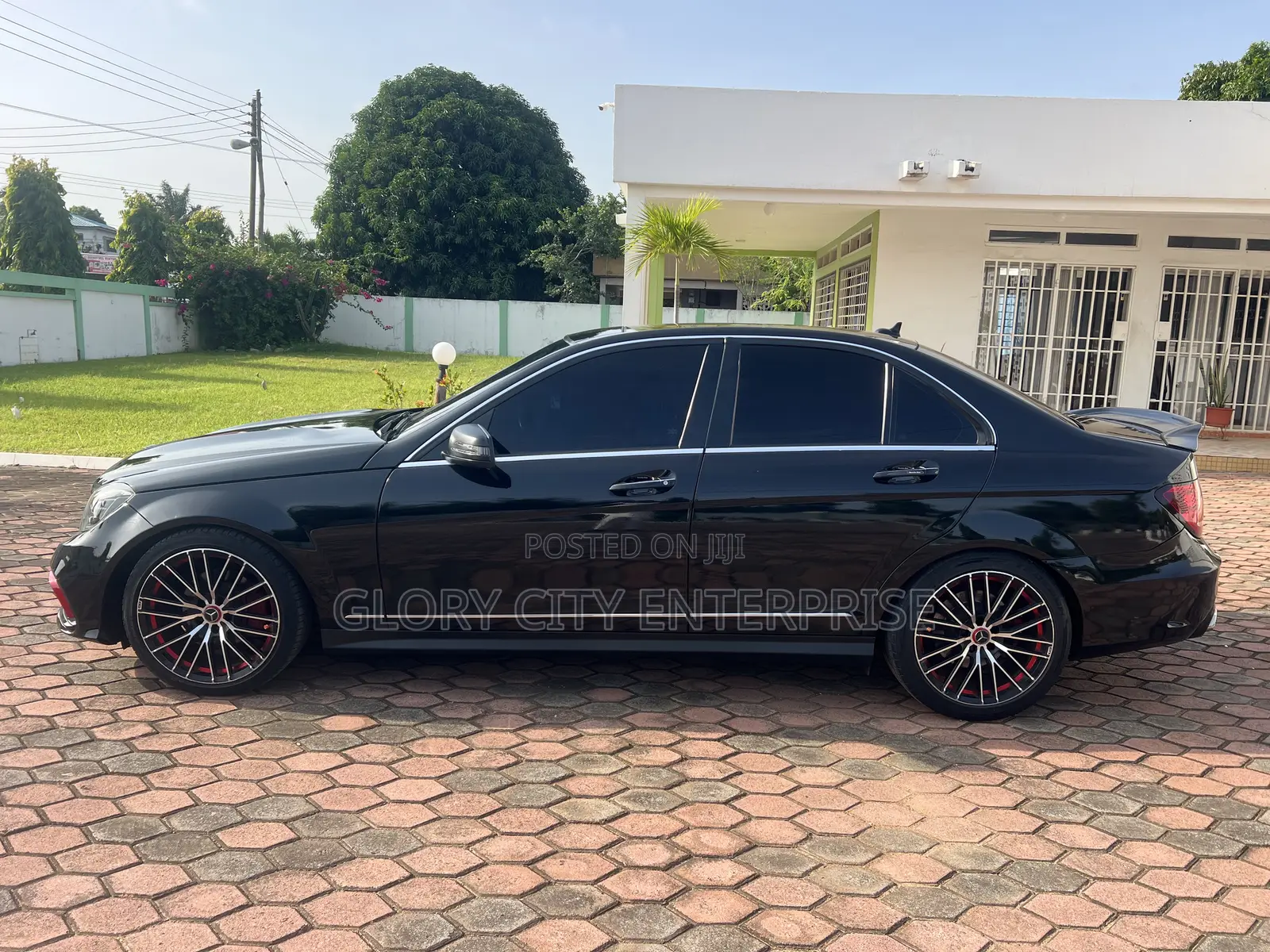 Mercedes-Benz C250 2013 Black
