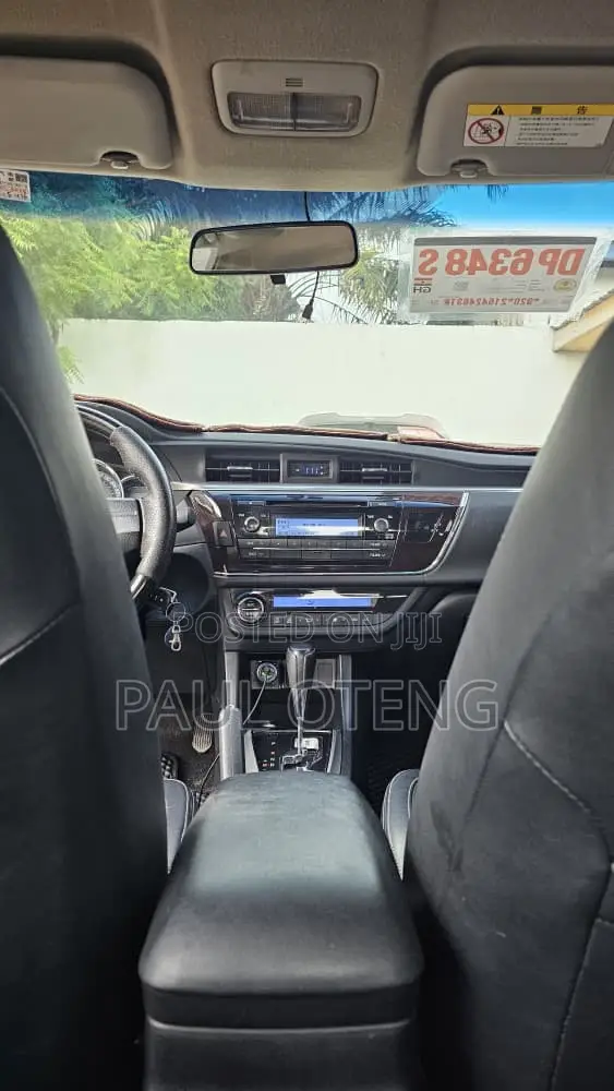 Toyota Corolla XLE 4dr Sedan (1.8L 4cyl CVT) 2017 Black