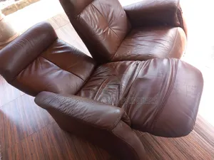 Relax Leather Chairs