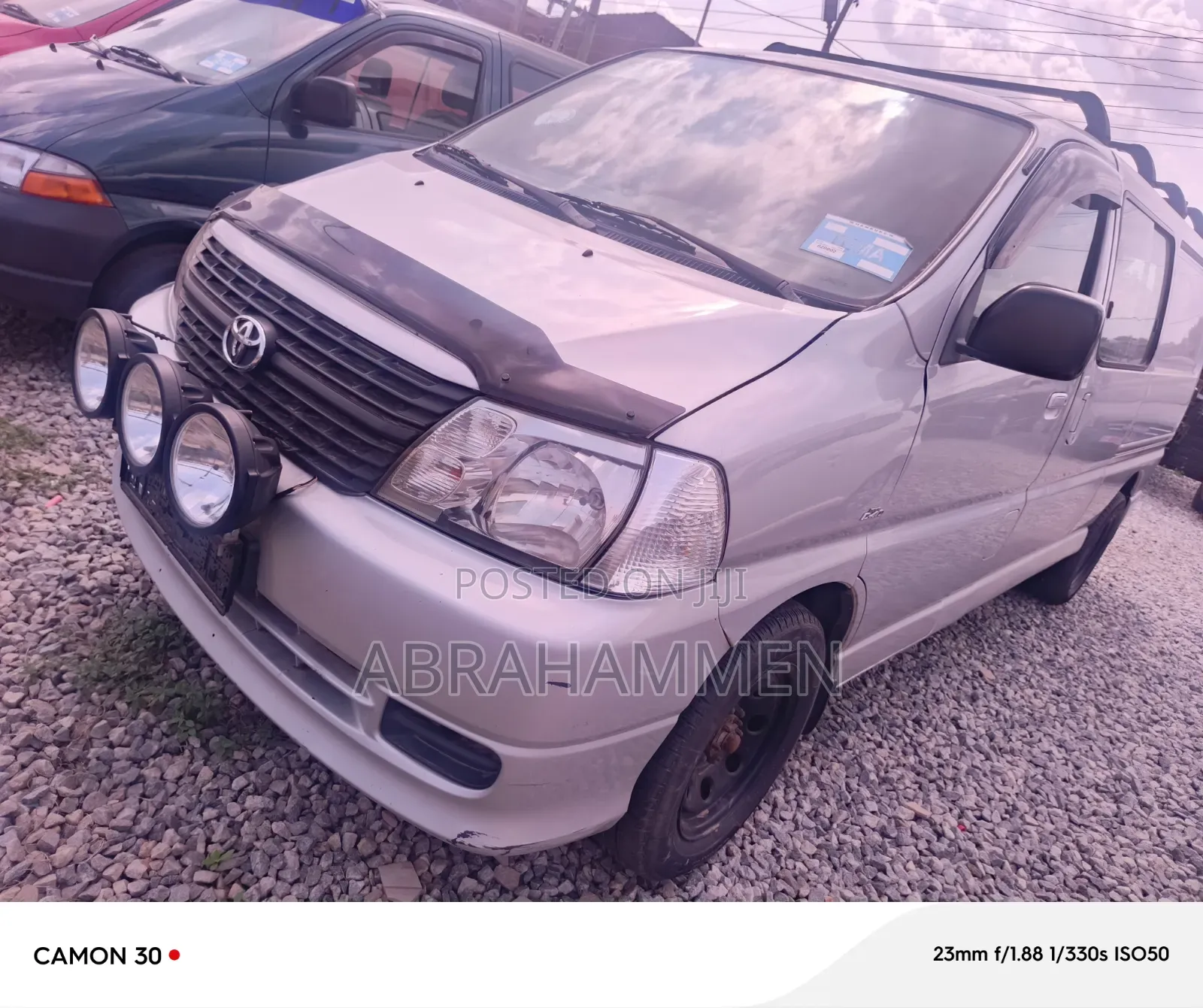 Toyota HiAce 2012 Silver