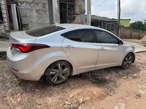 Hyundai Elantra 2015 Silver