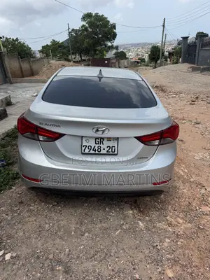 Hyundai Elantra 2015 Silver