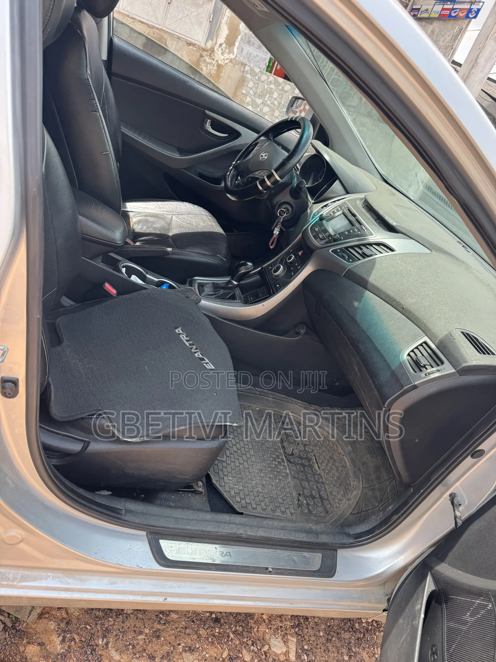 Hyundai Elantra 2015 Silver
