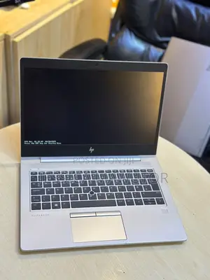 Laptop HP EliteBook 735 G6 16GB AMD Ryzen 5 SSD 256GB