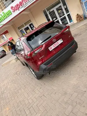 Toyota RAV4 XLE Premium FWD 2020 Burgundy