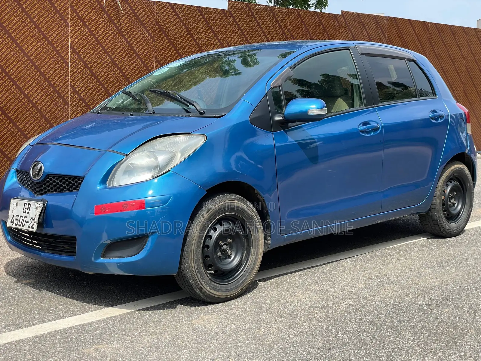 Toyota Vitz 1.3 AWD 3dr 2010 Blue