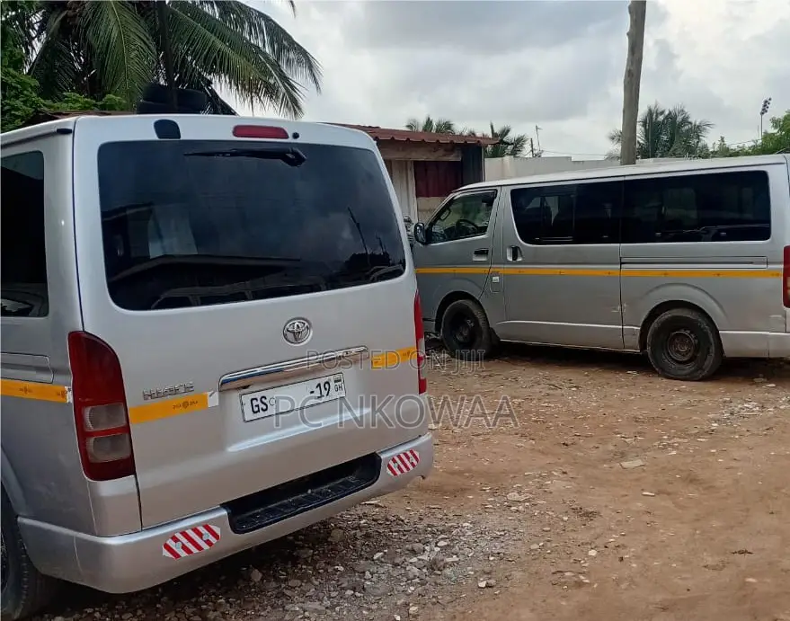 Toyota HiAce 2013 Grey