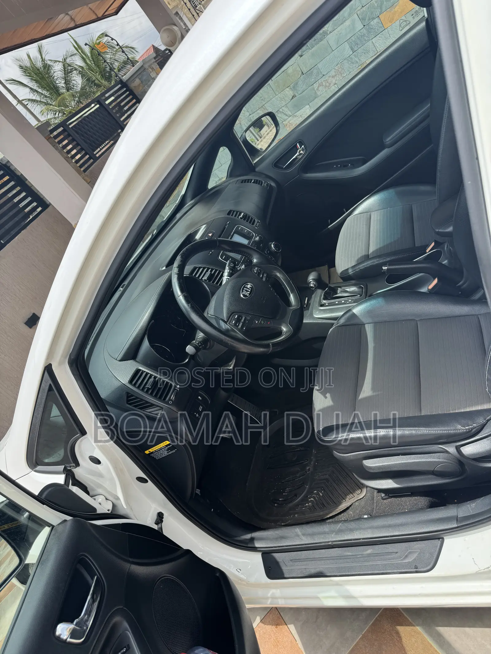 Kia Forte SX Hatchback 2015 White