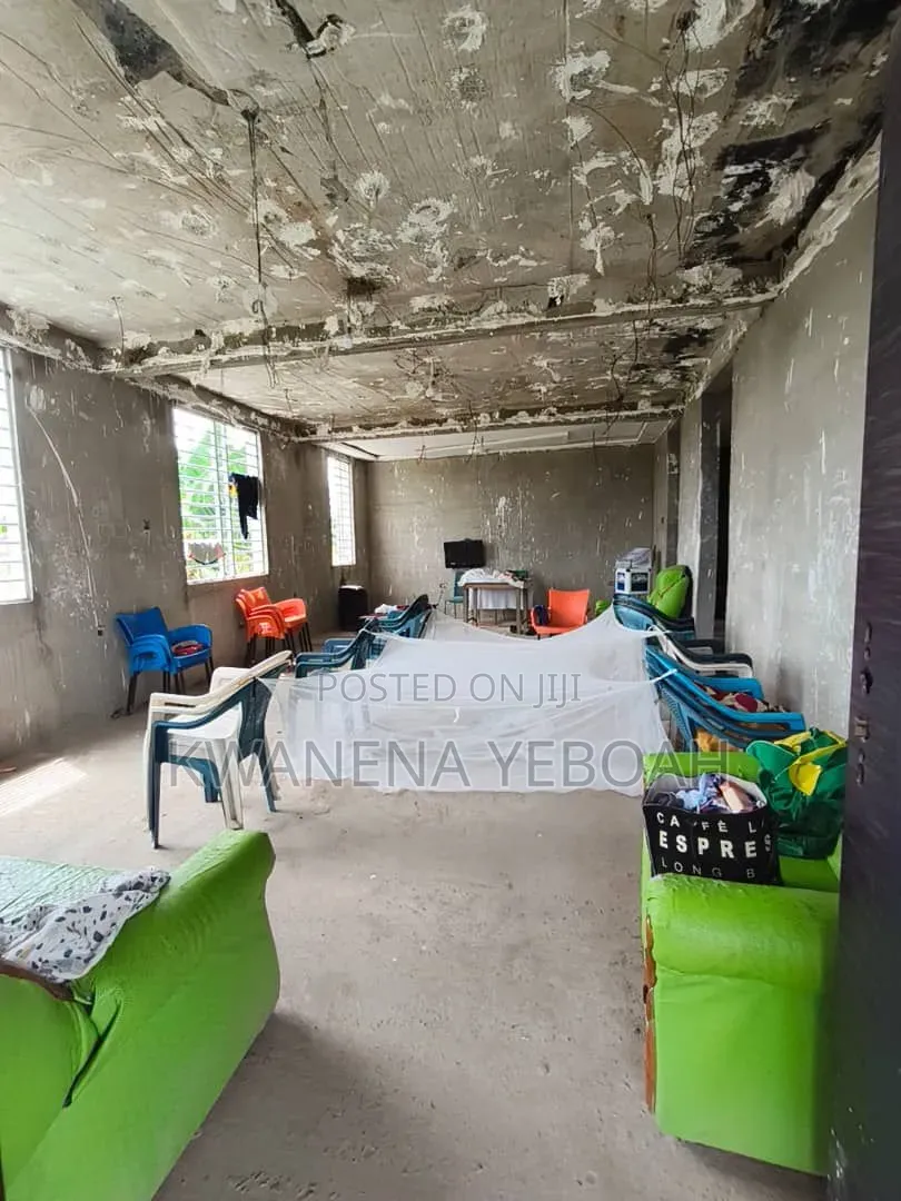 3bdrm House in Nsawam Adoagyiri Municipal for sale