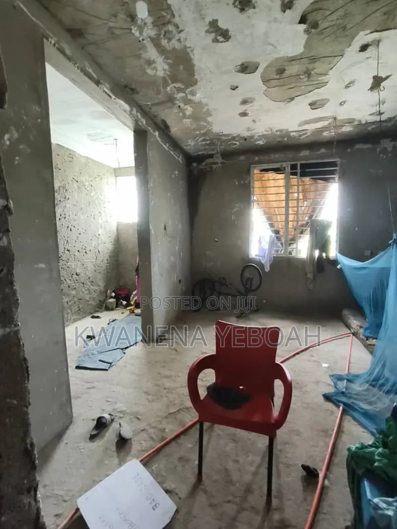 3bdrm House in Nsawam Adoagyiri Municipal for sale