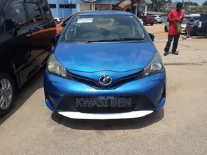 Toyota Vitz 2014 Blue