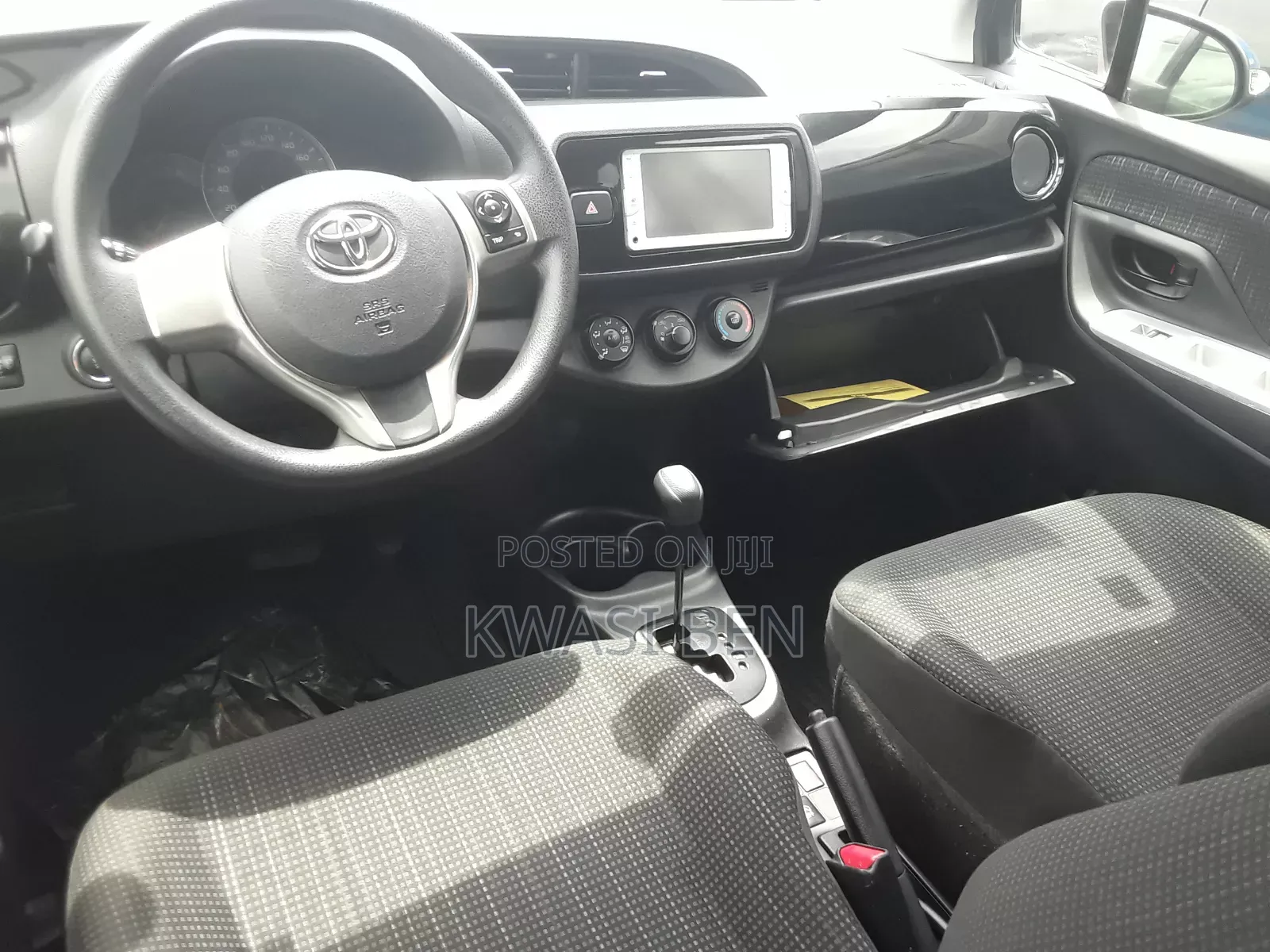 Toyota Vitz 2014 Blue