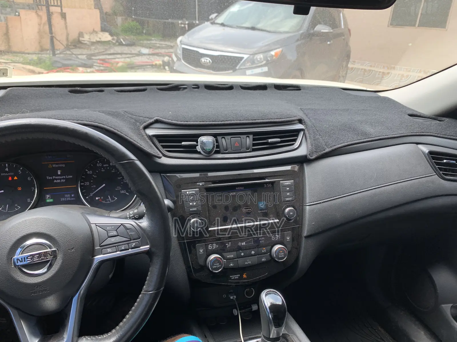 Nissan Rogue SV AWD 2018 White