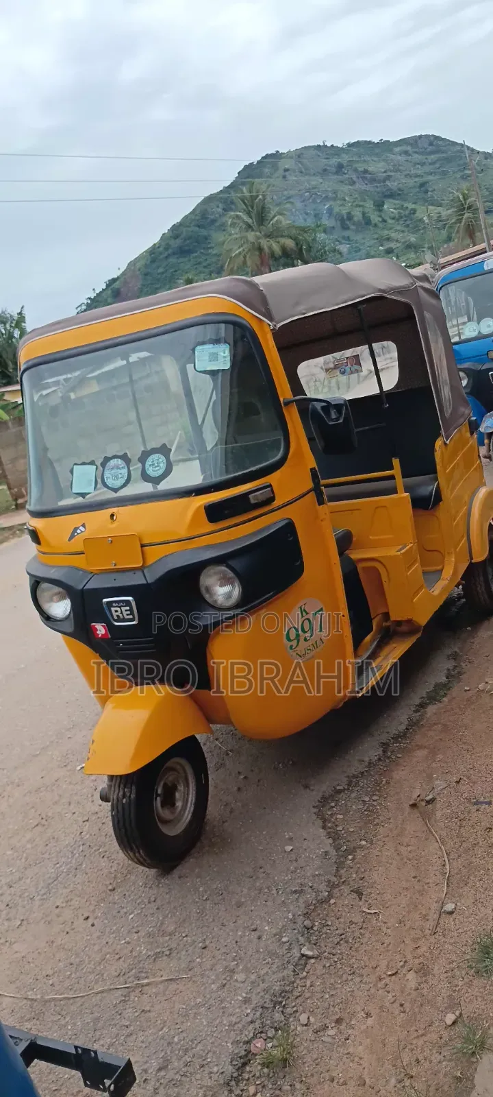 Bajaj RE 2020 Yellow