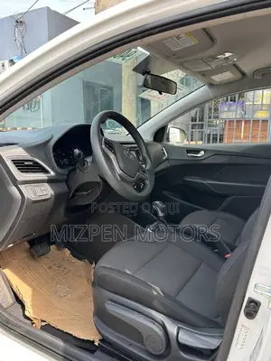 Hyundai Accent SE 2020 White