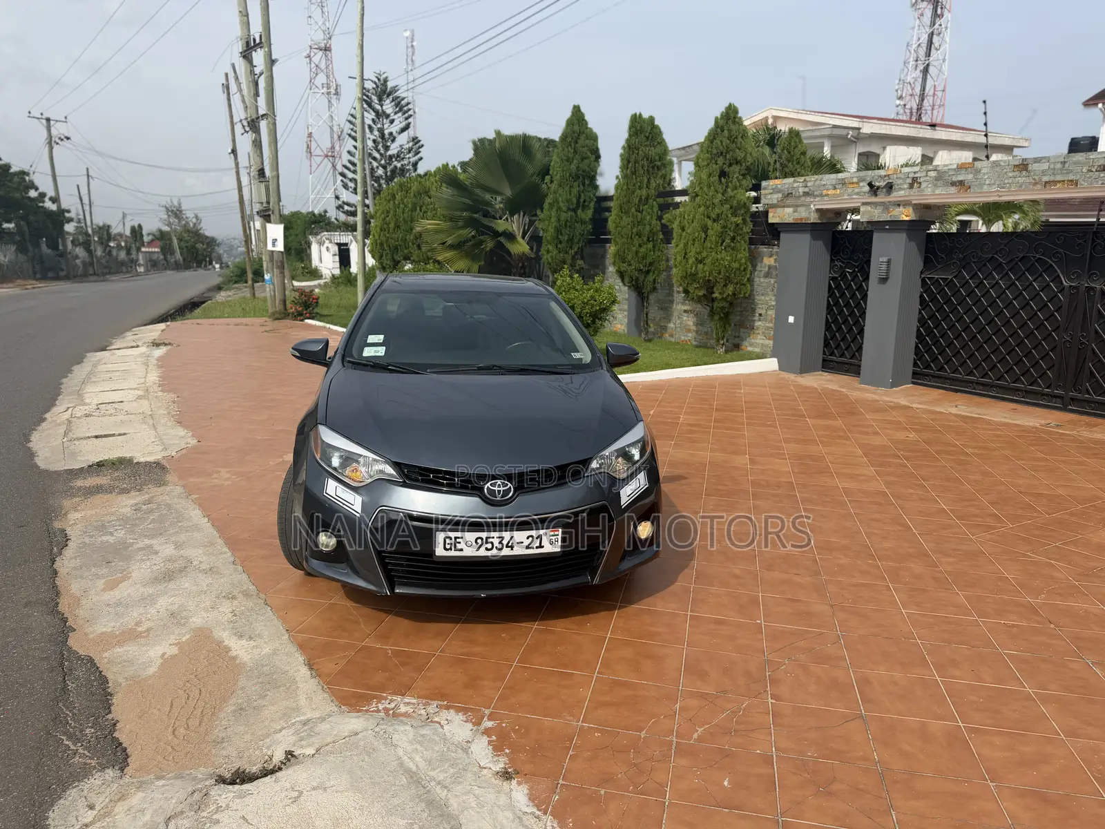 Toyota Corolla S Plus 4dr Sedan (1.8L 4cyl Manual) 2016 Gray