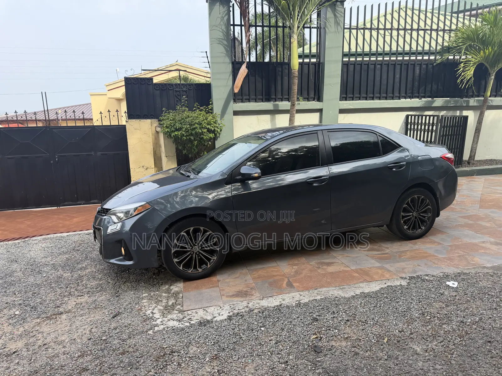 Toyota Corolla S Plus 4dr Sedan (1.8L 4cyl Manual) 2016 Gray