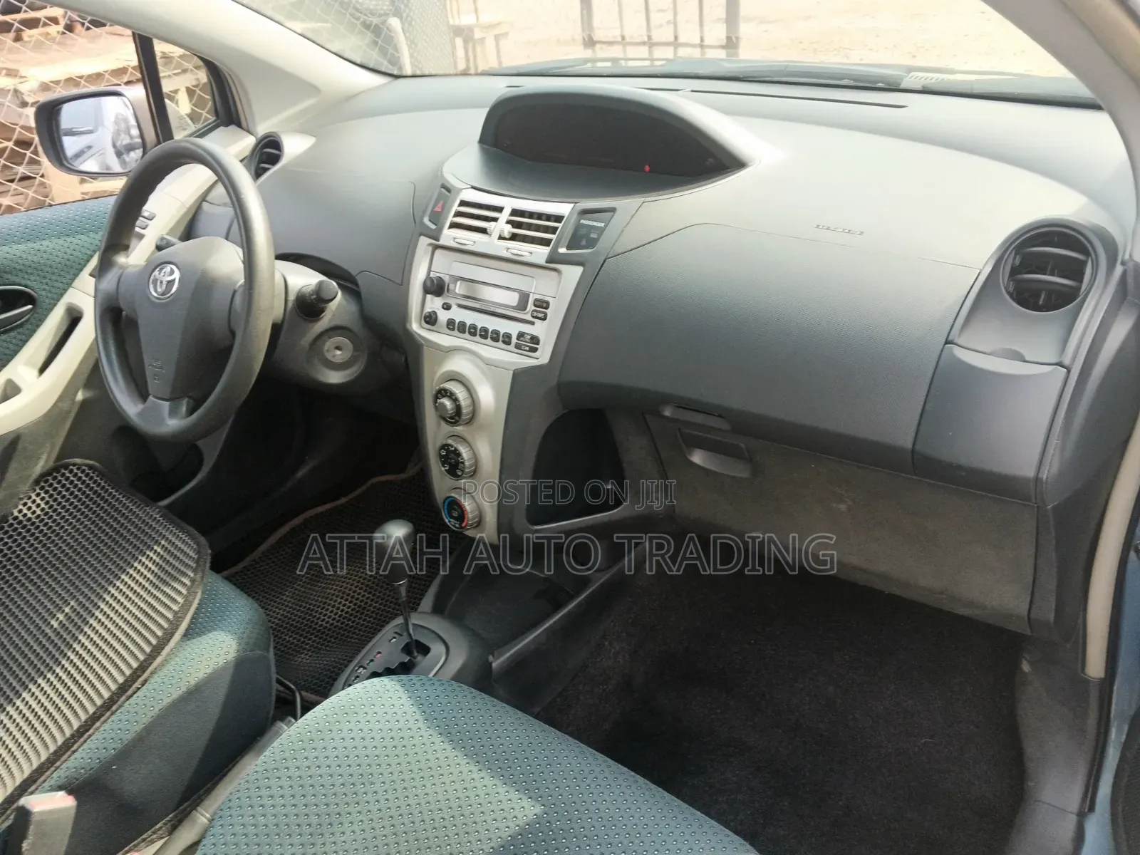 Toyota Yaris 2012 Blue