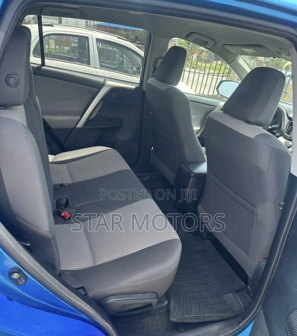 Toyota RAV4 2014 Blue