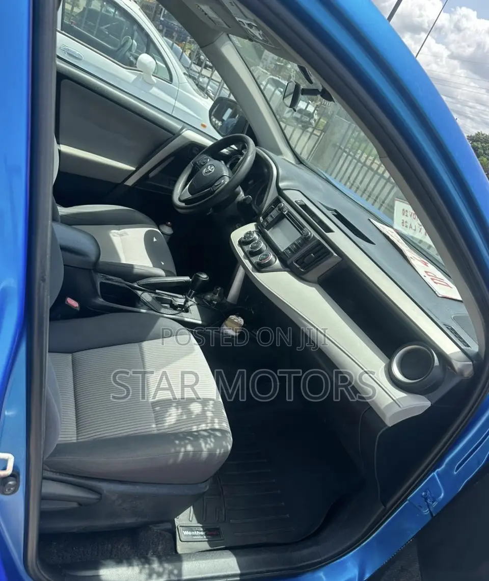 Toyota RAV4 2014 Blue