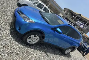 Toyota RAV4 2014 Blue