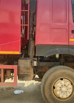Tipper Truck