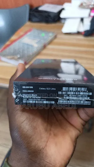 New Samsung Galaxy S23 Ultra 256 GB Black