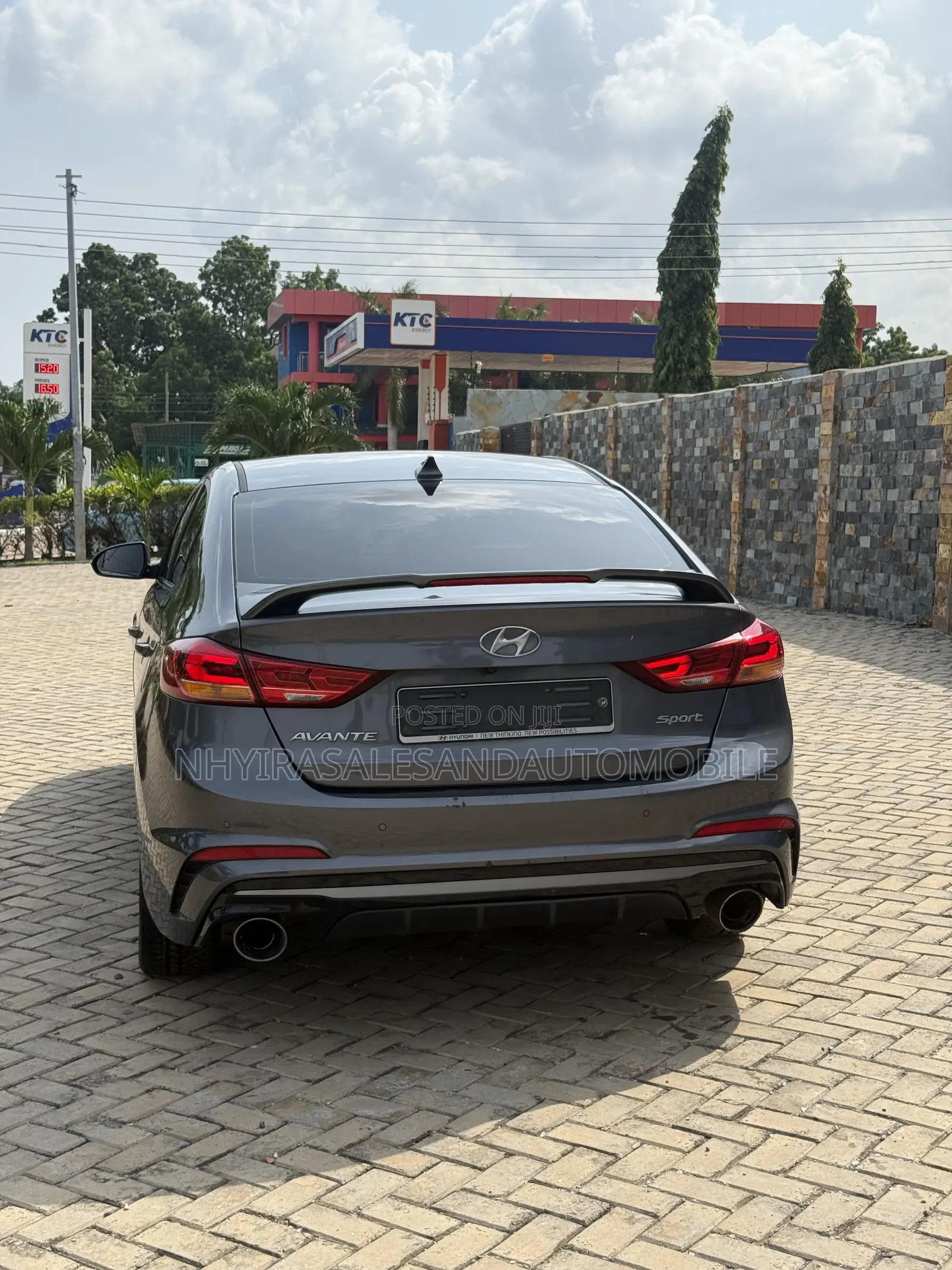 Hyundai Avante 2018 Black