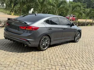 Hyundai Avante 2018 Black