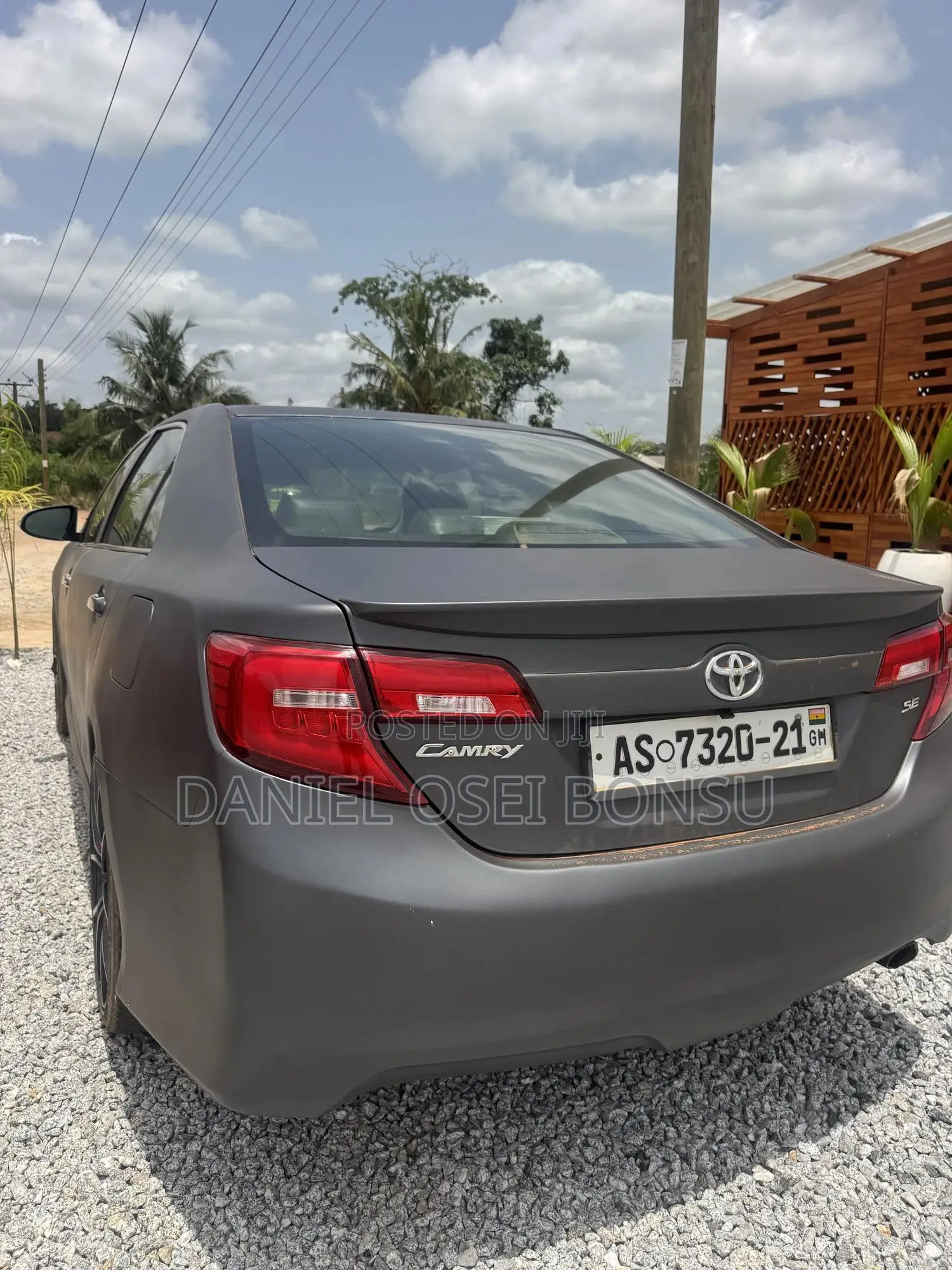 Toyota Camry SE 4dr Sedan (2.5L 4cyl 6A) 2012 Gray