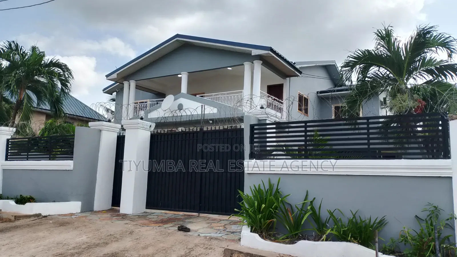 6bdrm House in Tiyumba, Pillar 2 for sale